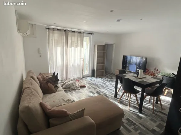 Maison 80m2 avec cour 