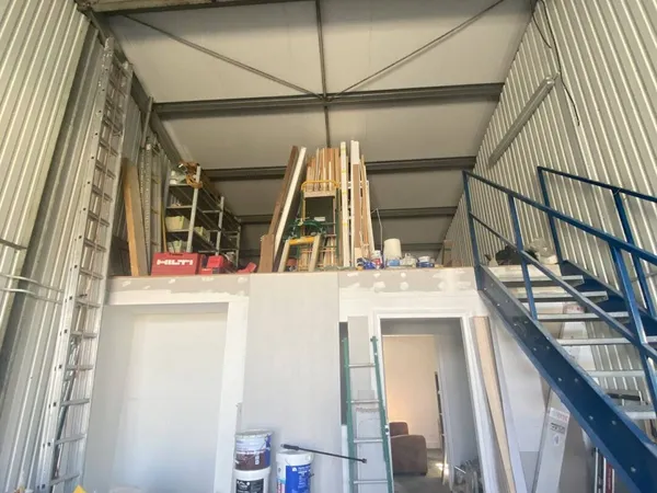 Local professionnel 60 m² 