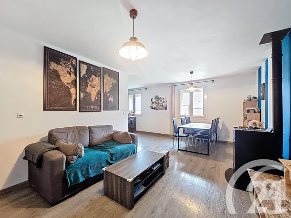 Appartement 4 pièces 83 m² 