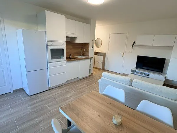 T2 rez-de-jardin à Reignier-Ésery - idéal frontalier, 15 min de Genève 
