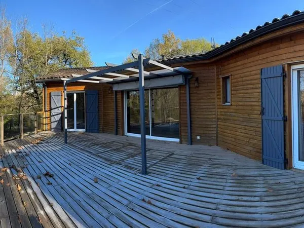 Maison en bois 6 pièces 123 m² 