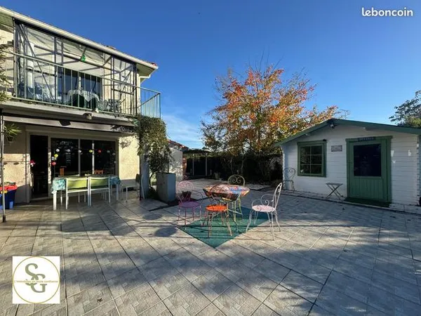 Maison 8 pièces 190 m² 