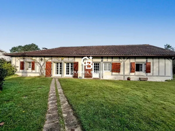 Maison de plain-pied 6 pièces 3000 m² 