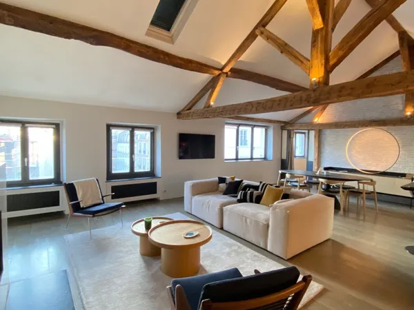 Loft meublé top floor with sky view 