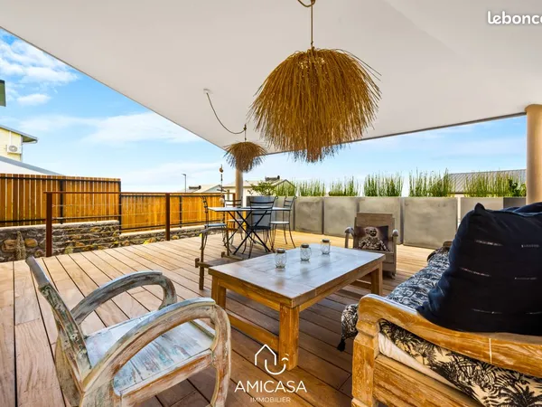 Villa 5 pièces 145 m² 