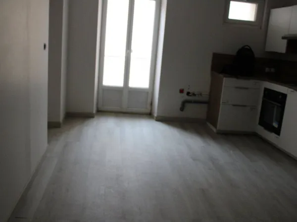 Appartement 2 pièces 67 m² 