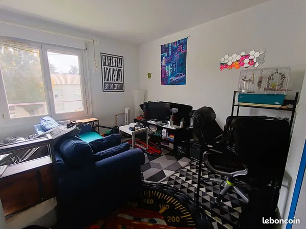 Studio 1 pièce 20 m² 