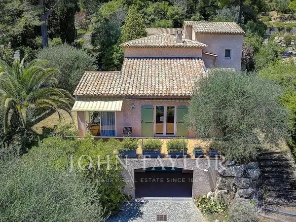 Belle villa familiale entre Mougins et Valbonne 