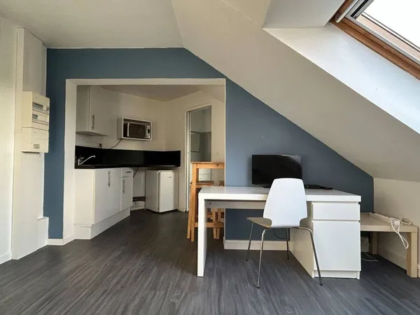 Studio 1 pièce 20 m² 