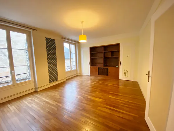 ARGENTAN Centre - Bel appartement de type F2 