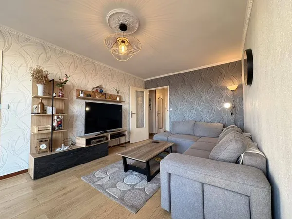 Appartement 5 pièces 90 m² 