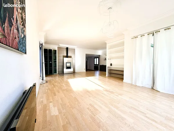 Maison archi 191m² proche centre 812m² 