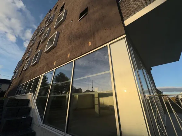 Local commercial à Vendre à Louer - 158 m2 - Saint-Herblain 