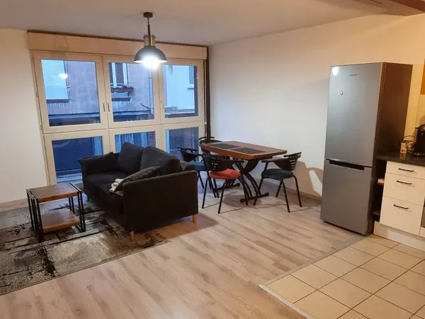 Appartement 1 pièce 53 m² 