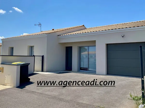 Maison de plain-pied 5 pièces 107 m² 