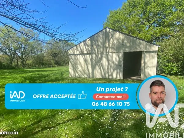 Terrain 705 m² 