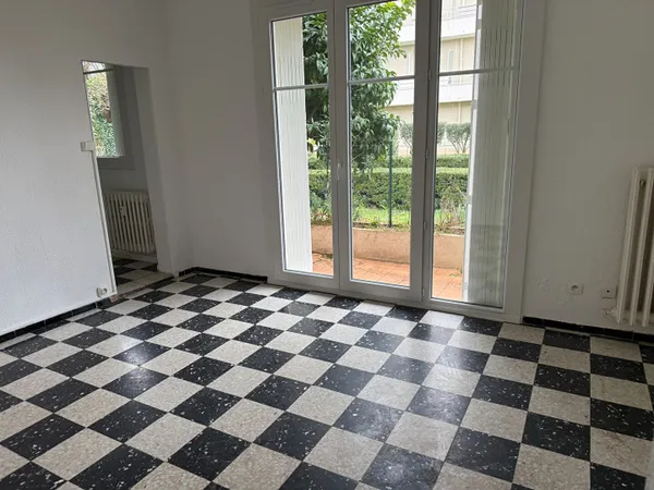 Appartement La Crau 3 pièce(s) 63 m2 