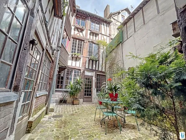 Maison 8 pièces 220 m² 