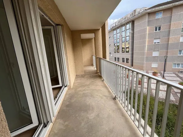 Appartement 3 pièces 64 m² 