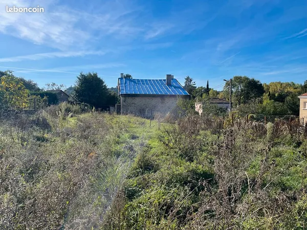 Terrain 756 m² MENIGOUTE 