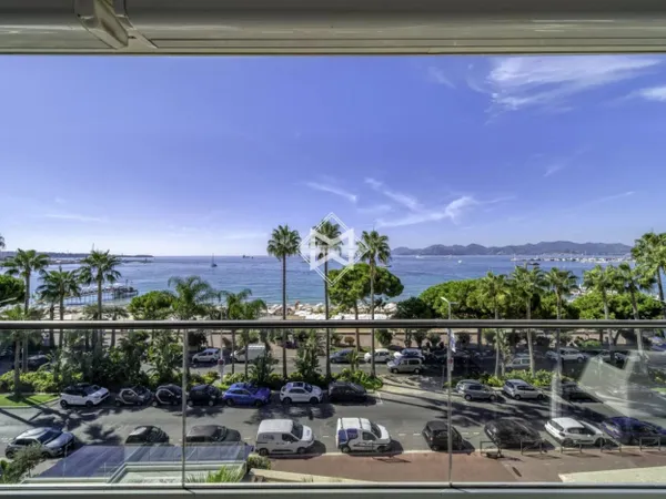 Cannes Croisette - Exclusivité 