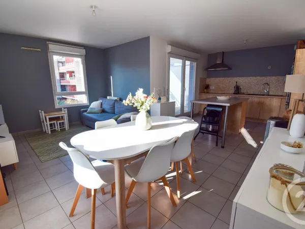 Appartement 3 pièces 65 m² 