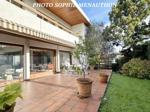 Maison de caractère 10 pièces 320 m² 