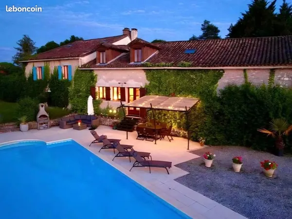 Maison 6 pièces 195 m² 