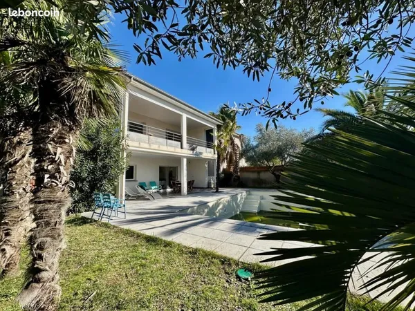 Maison 6 pièces 108 m² 