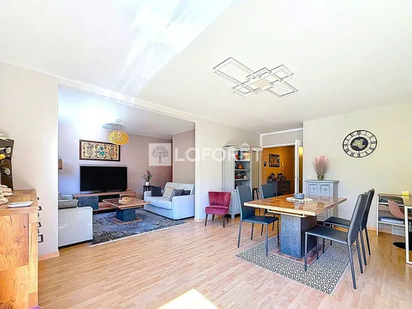 Appartement 5 pièces 100 m² 