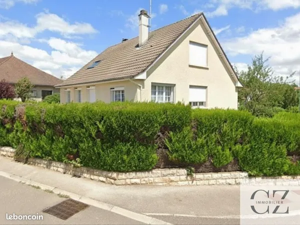 Maison 6 pièces 134 m² 