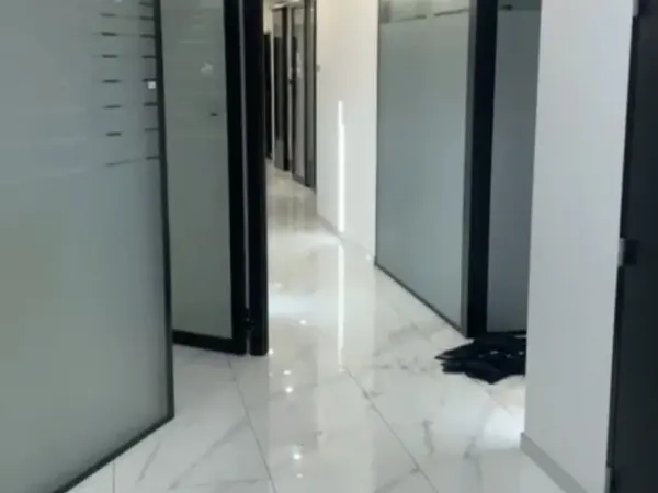 Exclusivité : un local commercial de 323 m² - Paris 15ème - quartier Javel 