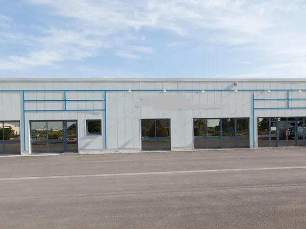 Local 397 m² Harnes 