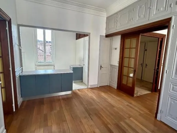 Appartement 5 pièces 87 m² 