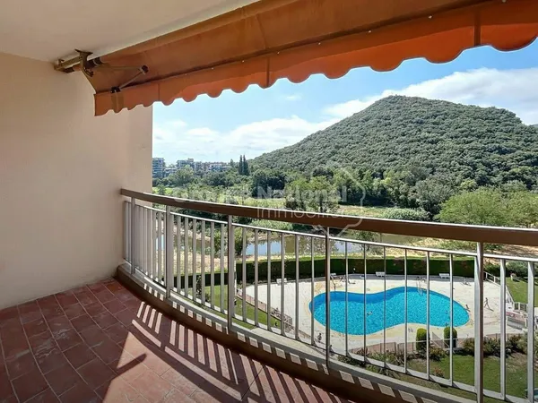 Appartement/ Mandelieu/ 2p/Cave 