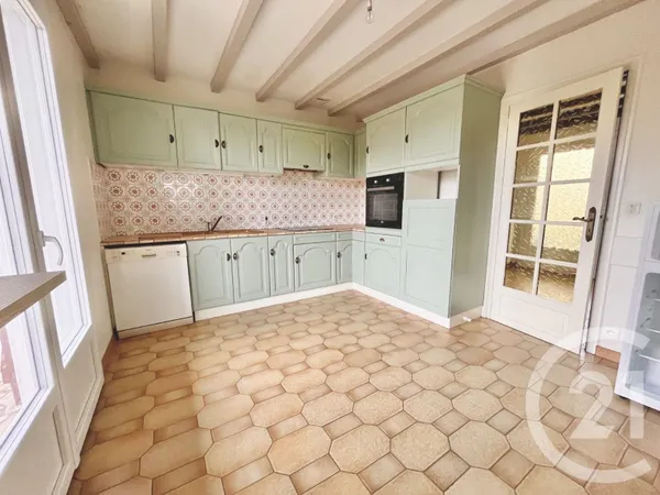 Maison 5 pièces 121 m² 
