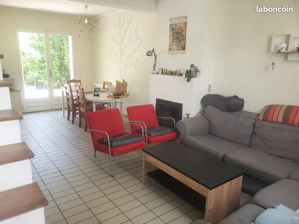 Chambre colocation maison avec jardin 