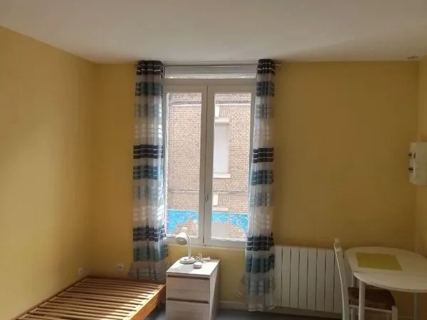Studio en excellent état 