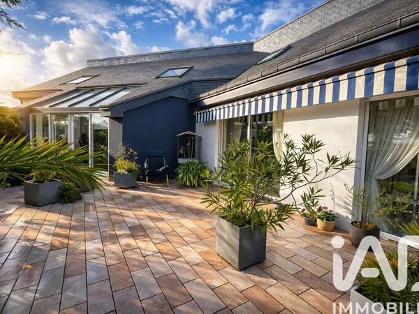 Maison 9 pièces 272 m² 