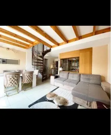 Duplex F5 de 100m2 