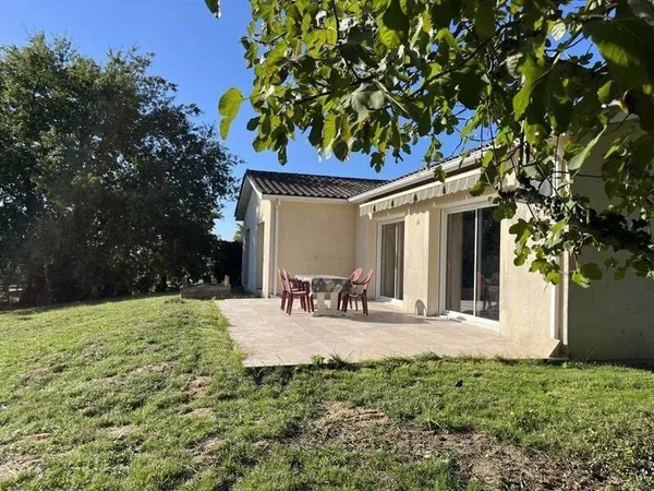 Maison de plain-pied 4 pièces 123 m² 