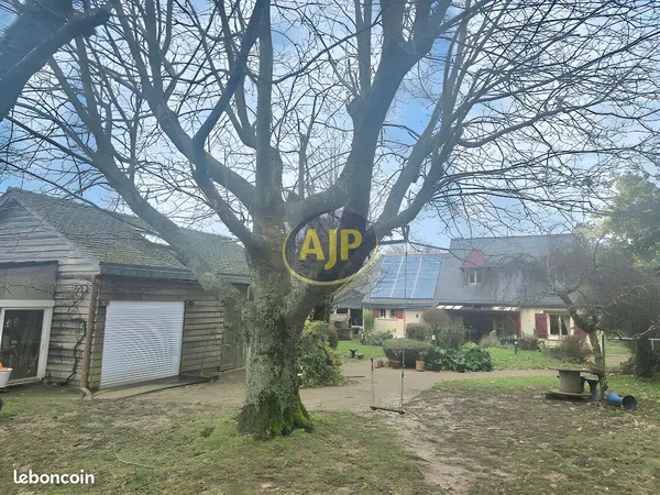 Maison 8 pièces 143 m² 