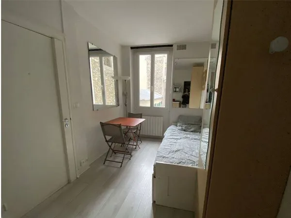 Appartement 1 pièce 11 m² 