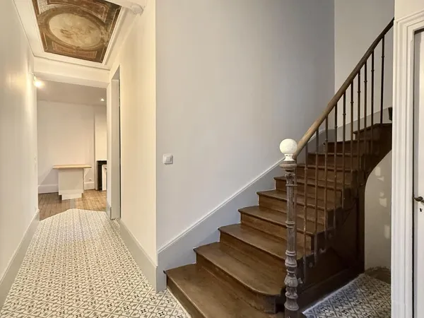 Maison 5 pièces 151 m² 