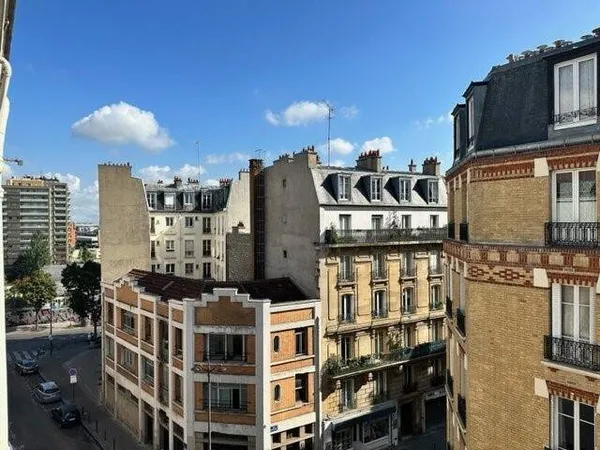 Studio 1 pièce 20 m² 