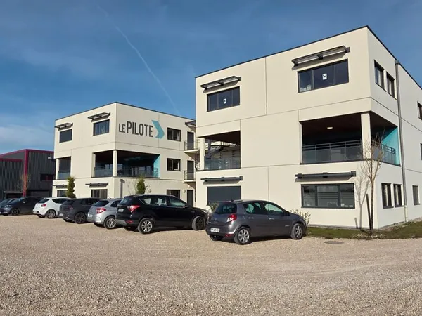 Bureaux 121 m² CHATEAU GAILLARD 