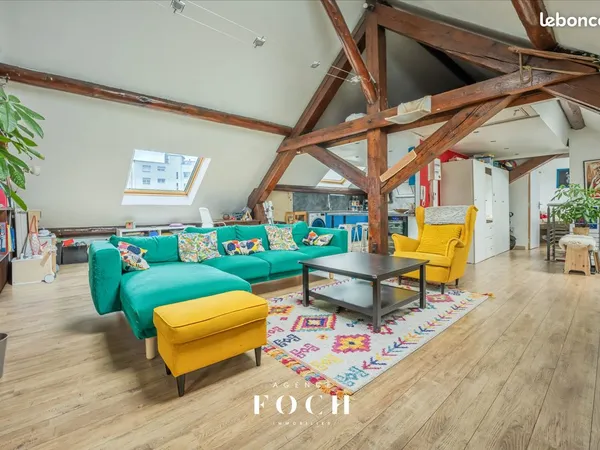 Appartement 4 pièces 81 m² 