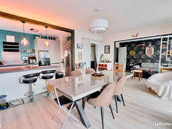Appartement 4 pièces 84 m² 
