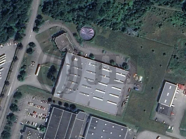 Local d'activité 7920 m² 