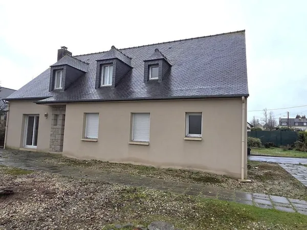 Maison - 35120 - Dol de Bretagne - 850 Mètres de la Gare TGV 